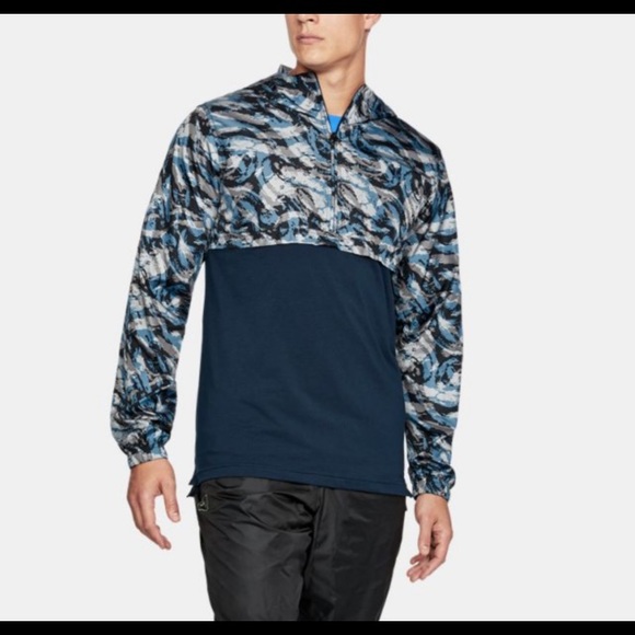 NEW Under Armour Fitted Half-Zip Hoodie - Picture 4 of 7